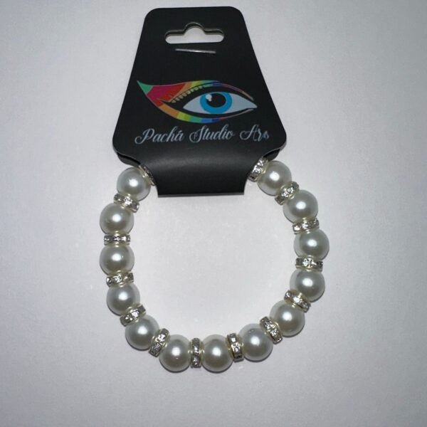 Pearl Bracelet with Crystals